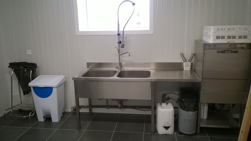 Lave-vaisselle professionnel